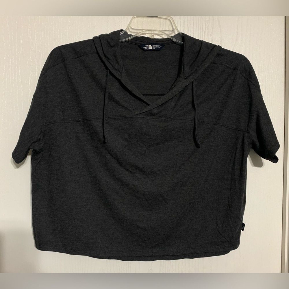 The North Face Women's Charcoal Cropped Hooded Tee